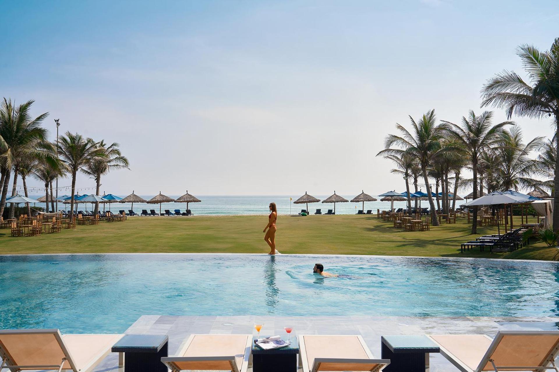 Wyndham Hoi An Royal Beachfront Resort & Villas Dış mekan fotoğraf